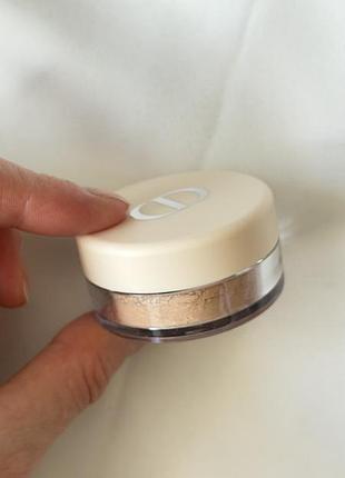 Пудра розсипна dior forever cushion powder light