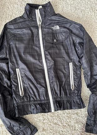 Куртка вітровка the north face