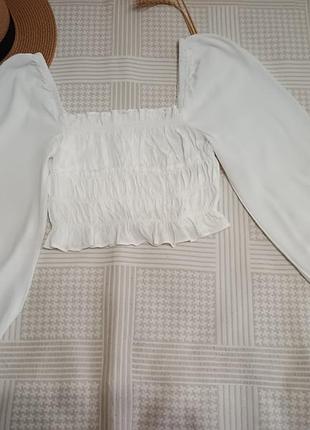 Молочний топ з рукавами та рюшами h&m розмір xs - s