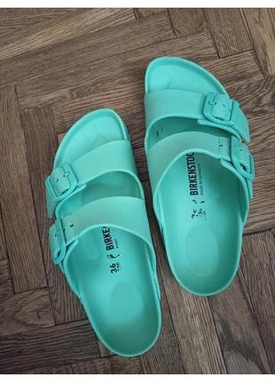 Шльопанці з піни від birkenstock