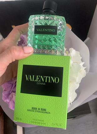 Valentino born in roma green stravaganza 90 ml lux залишок флакона зі 100 мл