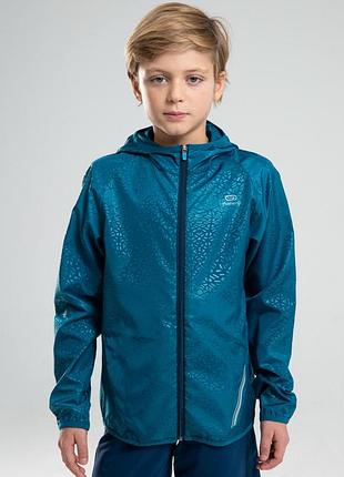 Детская спортивная куртка-ветровка decathlon размер 10-11 лет