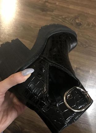 Topshop ботинки лак  39/40 + подарок сумка