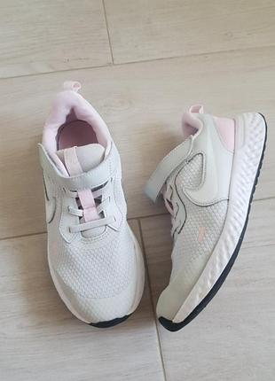 Кросівки nike 34 розм 22 см устілка