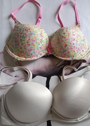 Набор фирменных бюстгальтеров victoria’s secrets 75 c, 75d с пуш ап.
