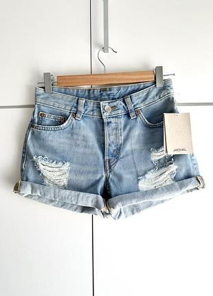 Monki джинсовые шорты