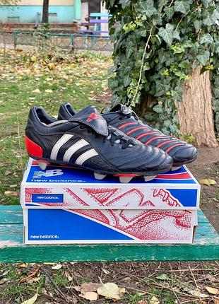 Футбольные бутсы adidas predator pulse fg