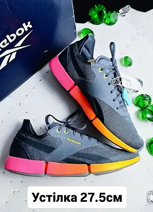 Reebok оригінал текстильні кросівки з яскравою підошвою