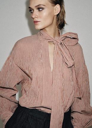 Стильна смугаста бавовняна сорочка zw колекція zara на завʼязці оверсайз