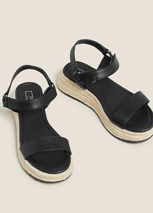 Чорні босоніжки ескадрильї m&s