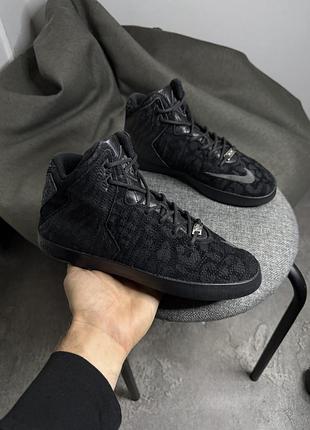 Кросівки nike lebron xi nsw 42 26.5 кроссовки найк леброн баскетбол
