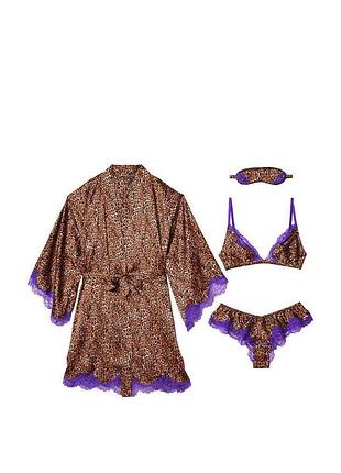 Шовковий набір 4-в-1 victoria's secret very sexy 4-piece silk gift set