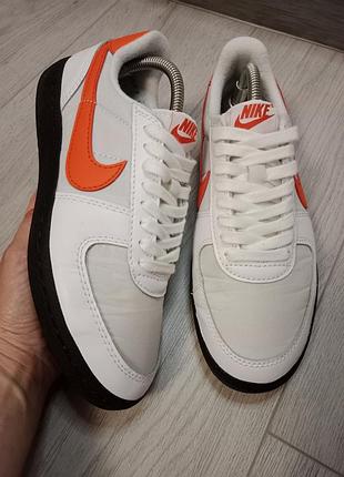 Кросівки nike