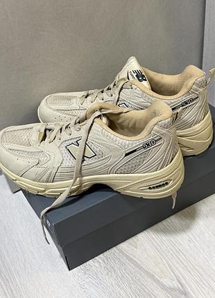 Кросівки new balance