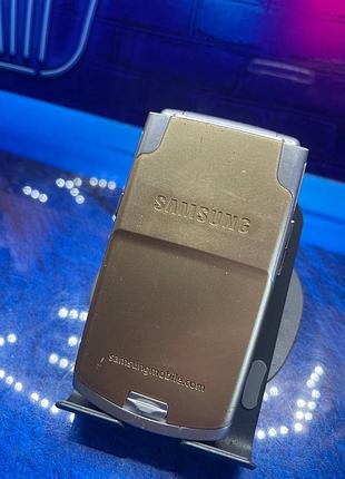 Ретро телефон samsung sgh-e490 (золотий / срібло) 7