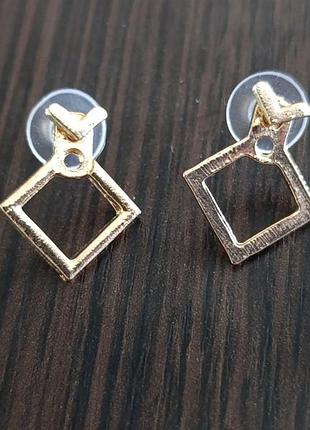 Продам сережки