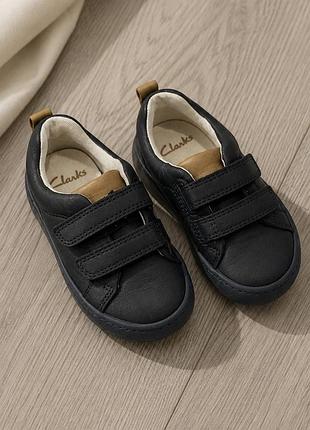 Кеди clarks first shoes шкіряні 21 розмір (uk 5f) на липучках 12,5 см