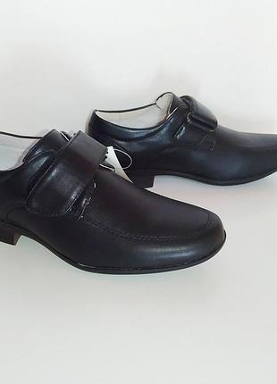 Туфли для мальчика b&g р.33,35