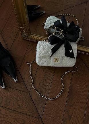 Chanel mini tweed flap bag white/gold hardware