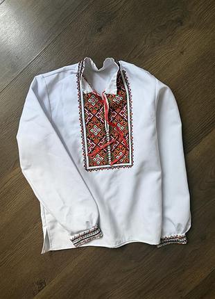 Вишиванка вишивка біла з оранжевим для хлопчика  класична українська вишиванка для хлопчика з яскравим геометричним орнаментом сорочка 7-8 років
