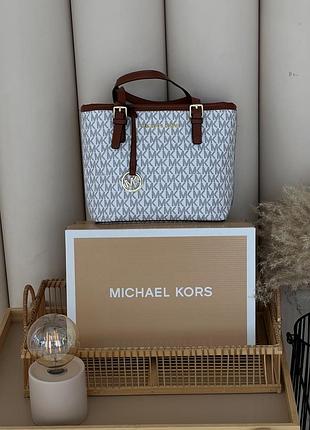 Сумка жіноча крос-боді michael kors jet set travel extra-small top-zip tote майкл корс білий