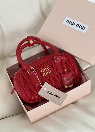 Сумка женская miu miu arcadie matelassé красный кросс боди миу миу
