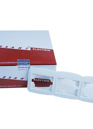 Рамка d-323 тройная для розеток и выключателей белая desant electrik