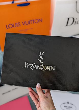 Фирменная упаковка коробка yves saint laurent, упаковка на подарок. подарочная брендовая упаковка ив сен лоран