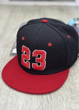 Кепка снепбек (snapback) n23 черный с красным 56-61р (9101)
