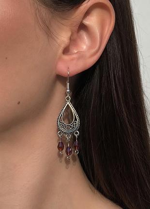 Серьги сережки серёжки с подвесками камушками камнями бусинами ажурные с узором люстры типа винтажные под винтаж ретро этно бохо коричневые бордовые