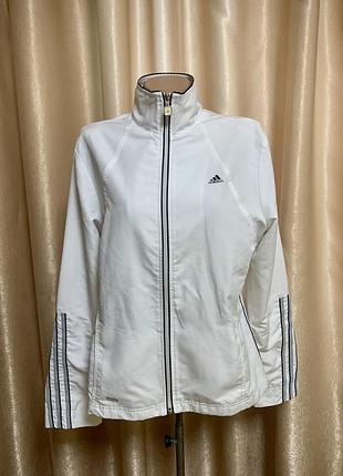Жіноча біла куртка-ветровка adidas з блискавкою і сірими смужками на рукавах розмір uk14