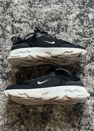 Продаю кросівки nike react live