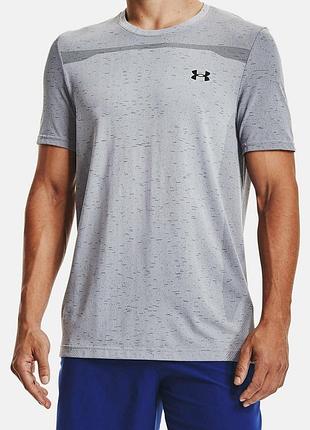 Футболка under armour