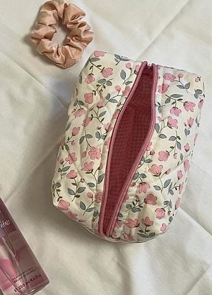 Мила косметичка