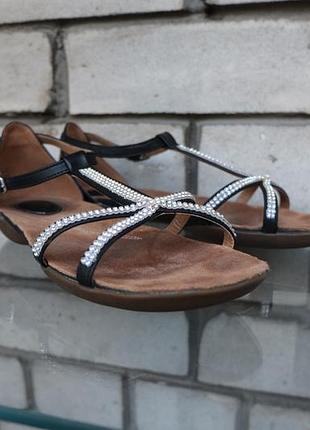 Сандалі clarks босоніжки ecco hotter camper timberland вінтаж вінтажні авангард стрази з камінням