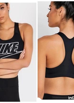 Топ для спорту nike. ідеальний. розмір м