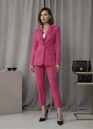 Розпродаж костюм класичний