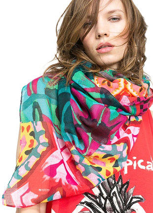 Яркие палантины  desigual  из испании 190х110см три расцветки