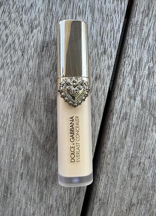 Консилер dolce&gabbana, everlast consealer, 11 gr (залишок 10 gr), колір 13 light medium