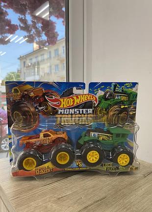 Дитяча іграшка (ігровий набір) hot wheels monster trucks spur of the moment & loco punk (набір машинок монстр траки)
