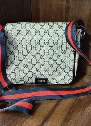Gucci messenger gg supreme