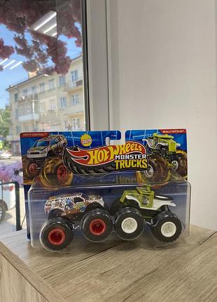 Дитяча іграшка (ігровий набір) hot wheels monster trucks potty central & really gotta go (набір машинок монстр траки)