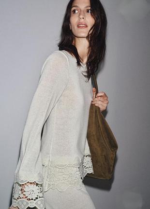 Ніжний трикотажний лонгслів джемпер з мереживом розмір м zara
