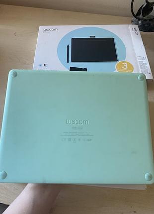 Wacom intuos medium bluetooth 3