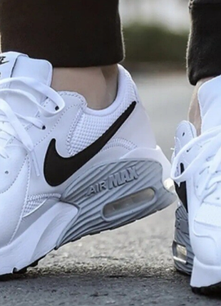Кроссовки nike air max excee р-р eur-44/43-28 см.