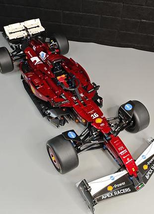 Lego гоночный болид ferrari f1 2025 собранная модель