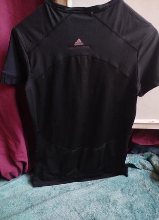 Черная женская спортивная футболка adidas