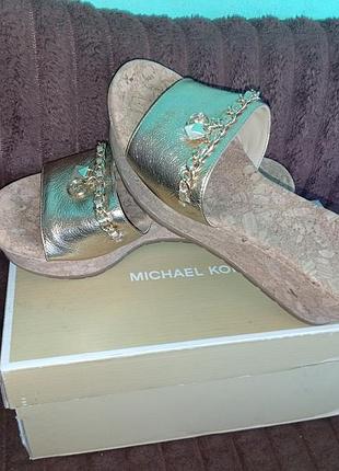 Продам. розмір 36.оригінал у відмінному стані. michael kors.на вузьку ногу.