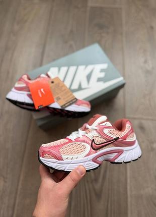 Стильні жіночі кросівки nike v5 rnr pink white