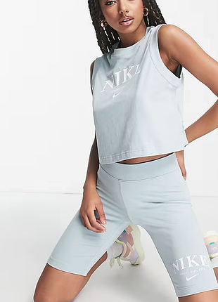 Женские велосипедные шорты nike sportswear mid-rise graphic shorts